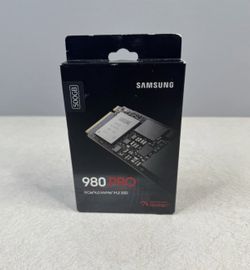 Samsung 980 PRO 500GB PCIe 4.0 NVMe M.2 Internal V-NAND Solid State Drive PlayStation 5 Compatible