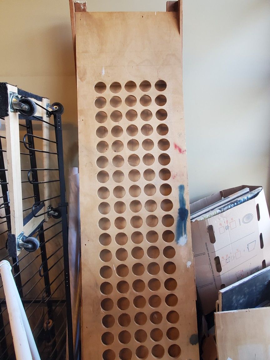 Spray Paint Can Holder