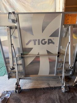 STIGA Ping Pong Table
