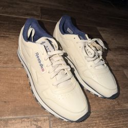 Reebok classic Size 11 