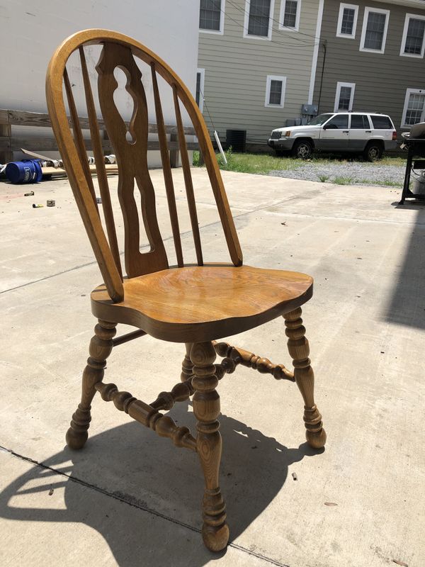 Wooden kitchen chairs (4 available) for Sale in Richmond, VA - OfferUp