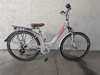 Infinity City Bike with Shimano Gears
