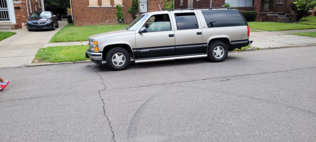 1999 Chevrolet Suburban