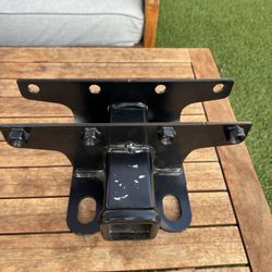 Mopar 2” Receiver Hitch.