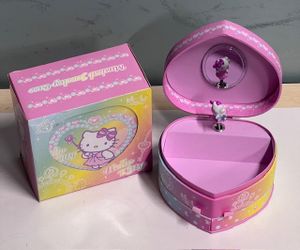 Sanrio Hello Kitty Musical Jewelry Heart Shape Box