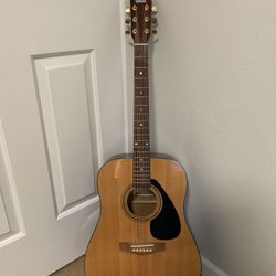 Yamaha Acoustic Guitar 