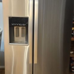 Whirlpool Side By Side Counter Depth Refrigerator