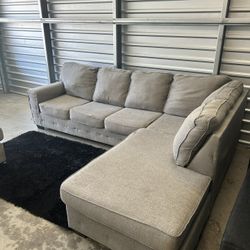 Sectional Sofa/ Couch (We Deliver) 