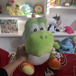 Yoshi  Plushy 