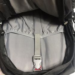 The North Face Hot Shot Backpack 09 Original Version For Sale In Queens Ny Offerup