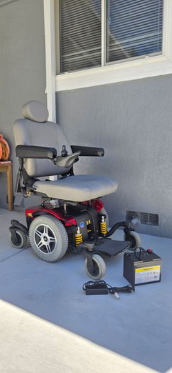 Pride Mobility Jazzy 614 HD Power Wheelchair