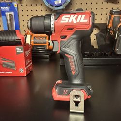 Skil 12 V Drill Driver 