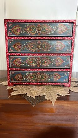 SUNDANCE JEWELRY BOX