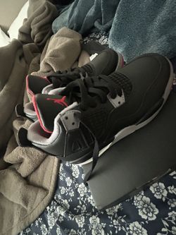 Jordan Retro 4s 