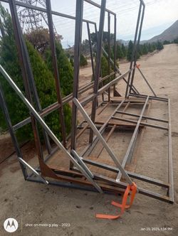 Metal Frames 1-1/2 Square Tubing