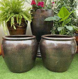 Clay Pots 🌺. 19” Tall. 18” Wide 