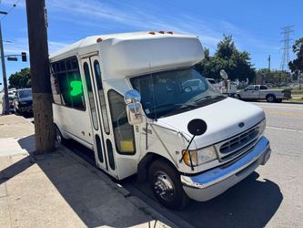 2001 Ford F-450 Super Duty Regular Cab & Chassis