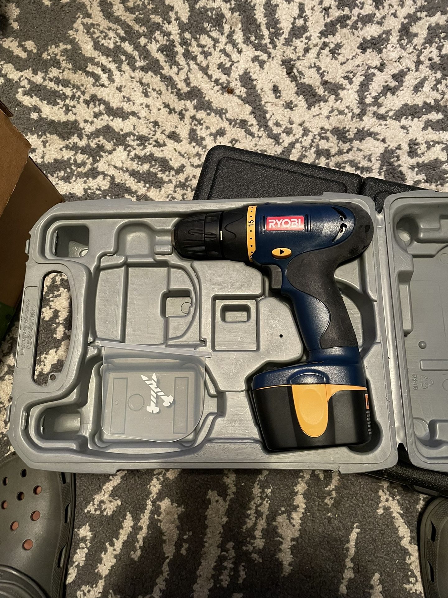 9.6v Cordless Drill