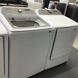 New Scratch And Dent Samsung Washer And Dryer Set. 1 Year Warranty 