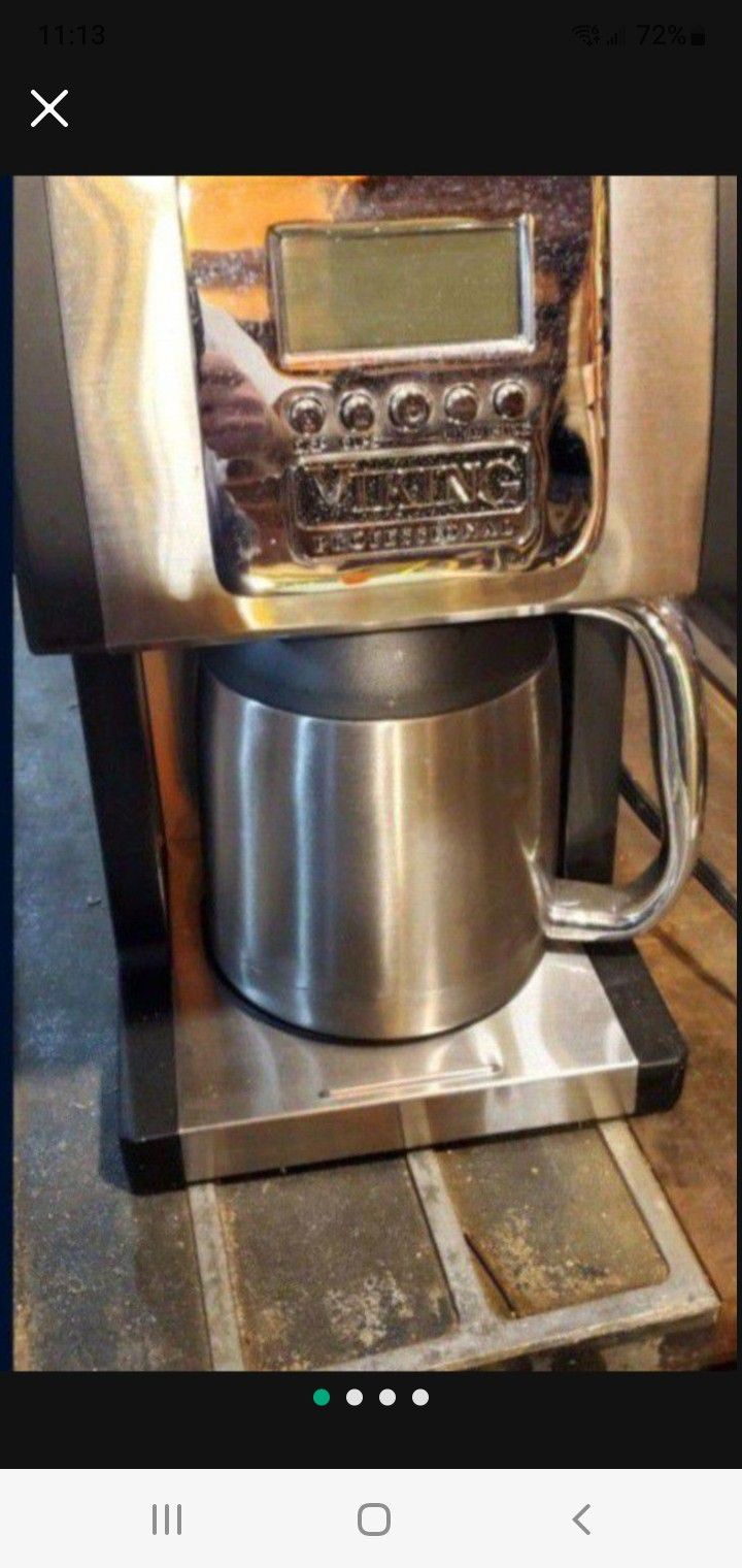 Viking coffee maker just dusty great condition 