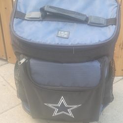 Dallas Cowboys 48-Can Rolling Cooler/ Backpack