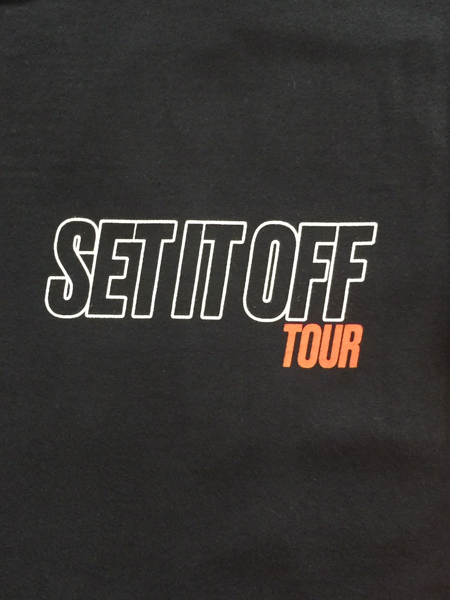 Bryson Tiller Set It Off Tour Merch T Shirt Small
