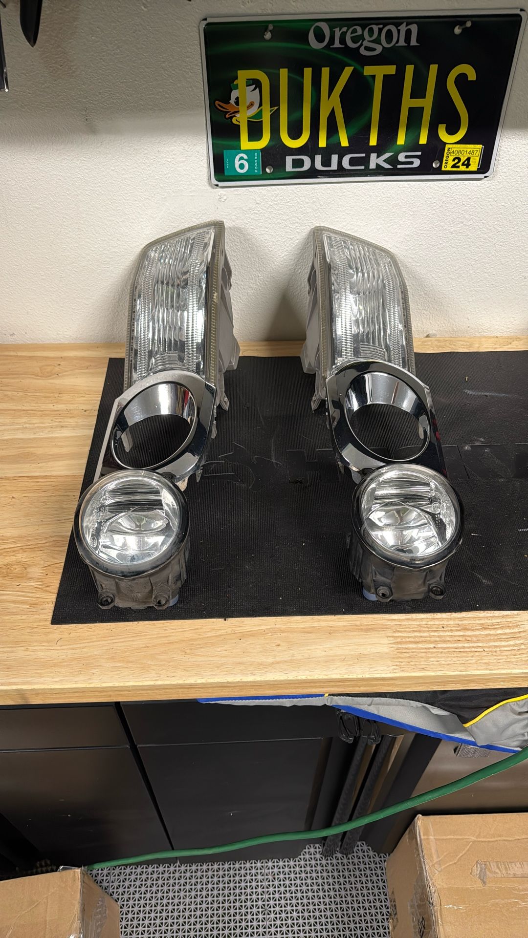 4th Toyota 4Runner Fog Light Set