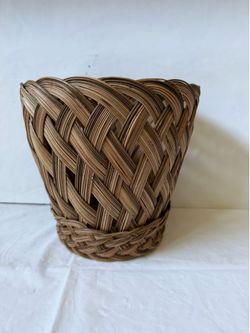 Vintage Wicker Planter Basket Featuring a Handcrafted, Multi-Tonal Lattice Weave and a Braided Base