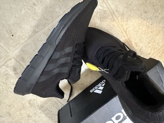 Adidas Black Shoes EVH791004