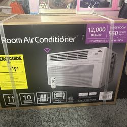 Air conditioner brand new in box 250