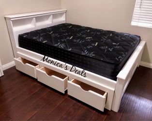 Queen Solid Wood Bed With 3 Drawers And Mattress $760