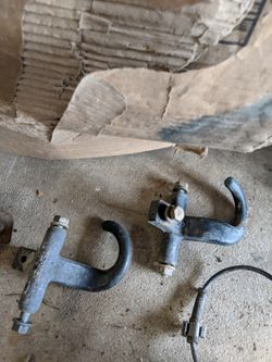 Tow hooks