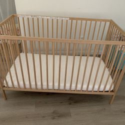 Baby Crib With Mattress