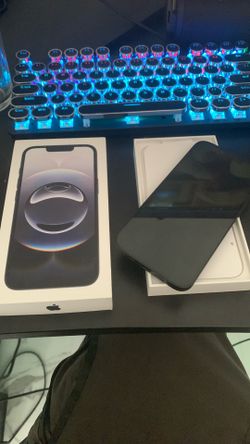 IPHONE 16e 128gb (Cricket&At&t) LIKE NEW