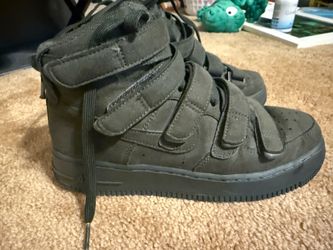 Billie Eilish Nike Shoes