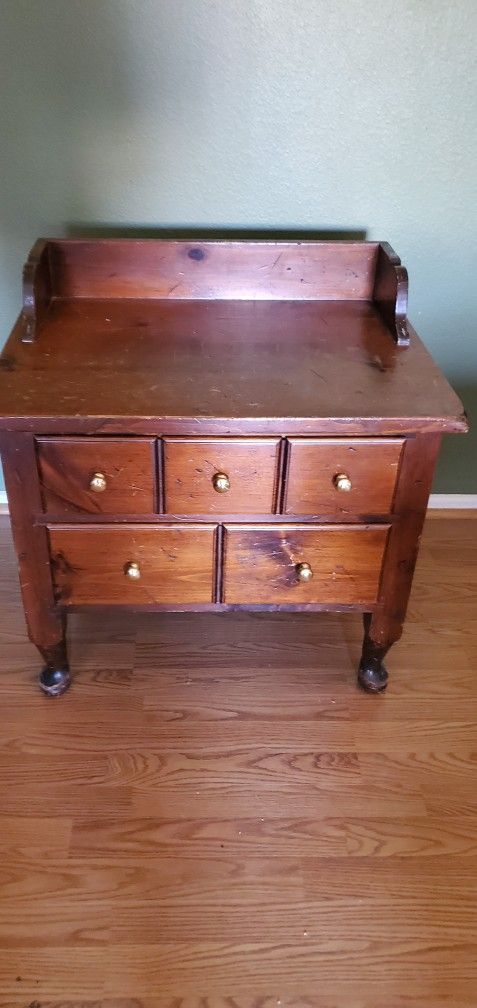 End table - drawer - chest