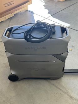 EcoFlow Portable Power Station with Extra Battery