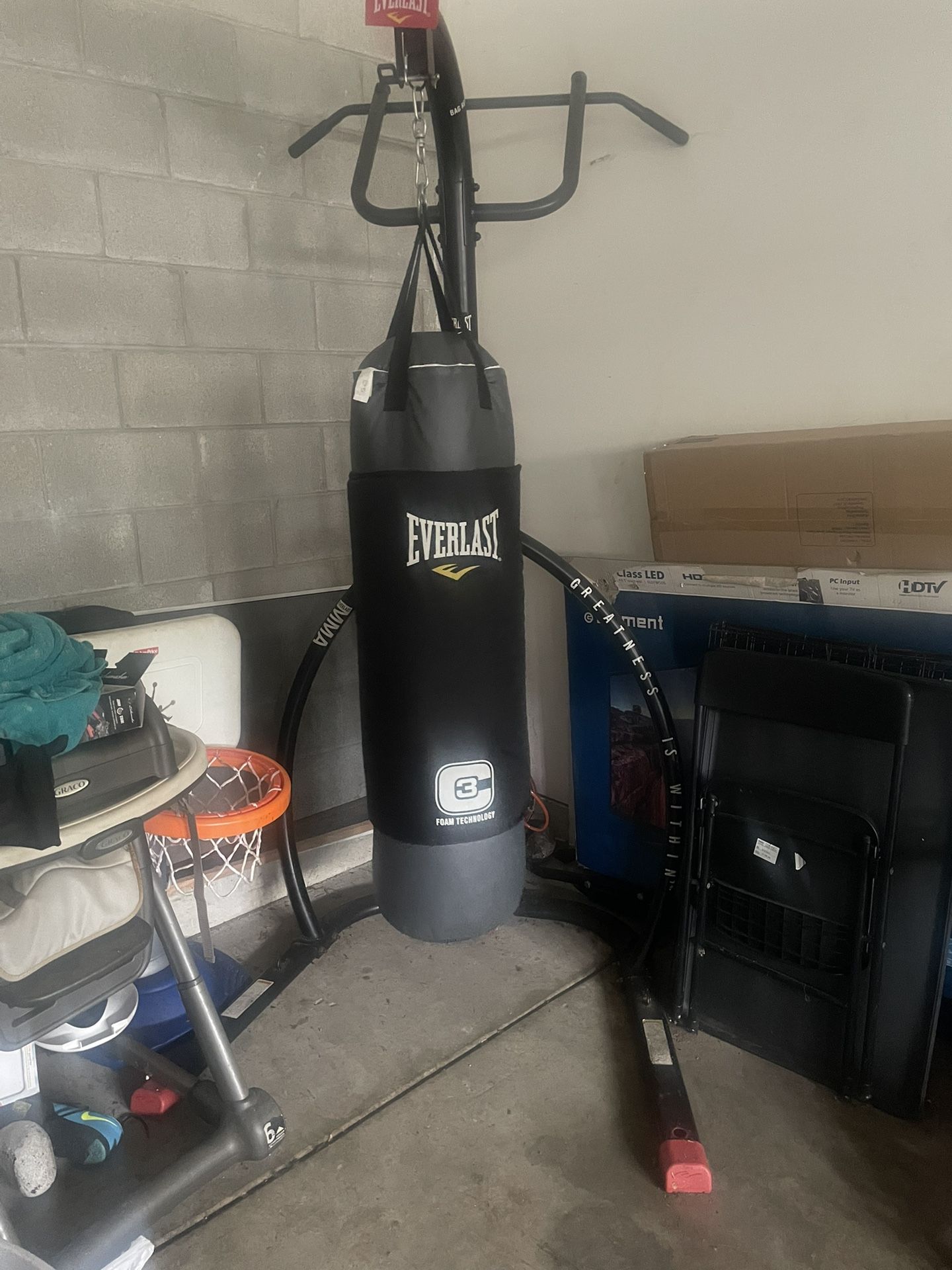 Everlast MMA Punching Bag With Stand And Pull Up Bar