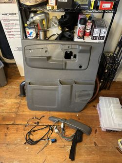 03’-14’ Chevy Express Door Panel and Wire Harness