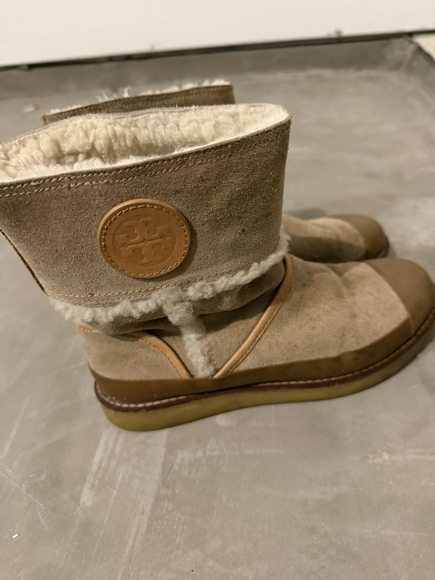 Tory burch snow boots