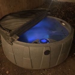 Plug And play Hot Tub Jacuzzi