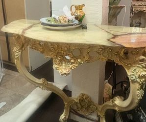 Italian entry table and mirror