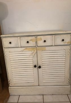 Antique small dresser