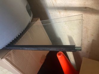 40 gallon breeder tank & Lid
