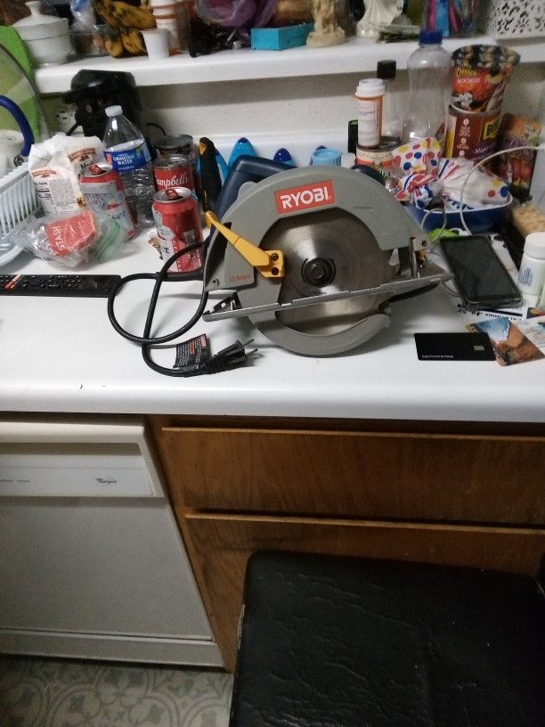 Ryobi Hand Saw