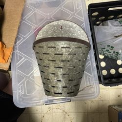 Distressed Galvanized Metal Flower Planter