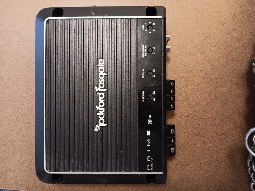 Rockford Fosgate R1200-1D