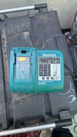 Makita charger
