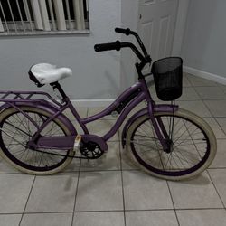 beach bike. Rim 24” . Good condition. Location west Kendall 33194