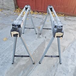 Dewalt Heavy Duty Saw Horses 
